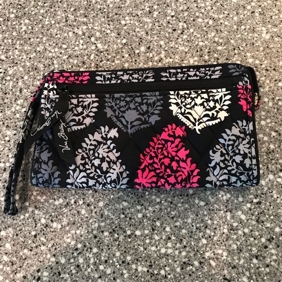 Vera Bradley Northern Lights Front Zip Wristlet - Picture 2 of 7